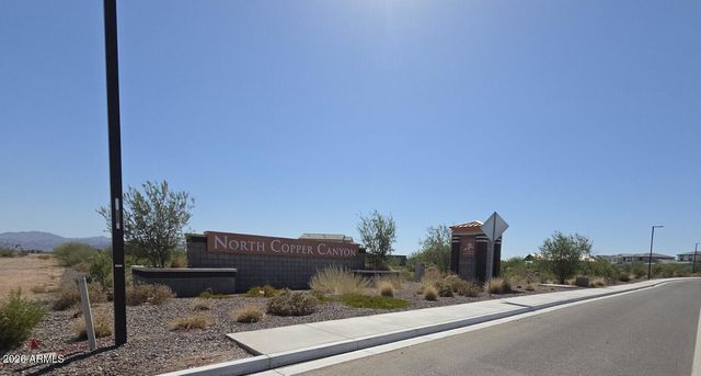 17353 W PATRICK Lane, Surprise, AZ 85387
