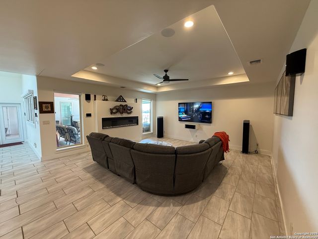 8306 Quail Fld, San Antonio, TX 78263