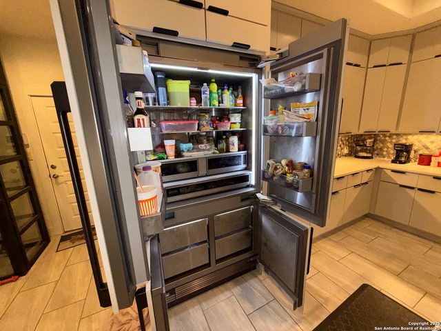 8306 Quail Fld, San Antonio, TX 78263