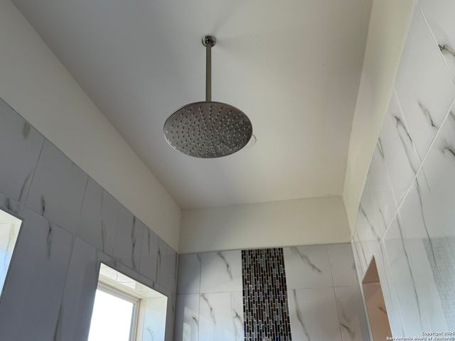 8306 Quail Fld, San Antonio, TX 78263