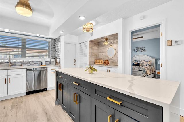 2018 S Federal Hwy 402 402, Boynton Beach, FL 33435