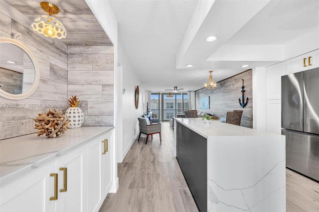 2018 S Federal Hwy 402 402, Boynton Beach, FL 33435