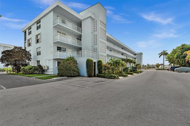 2018 S Federal Hwy 402 402, Boynton Beach, FL 33435