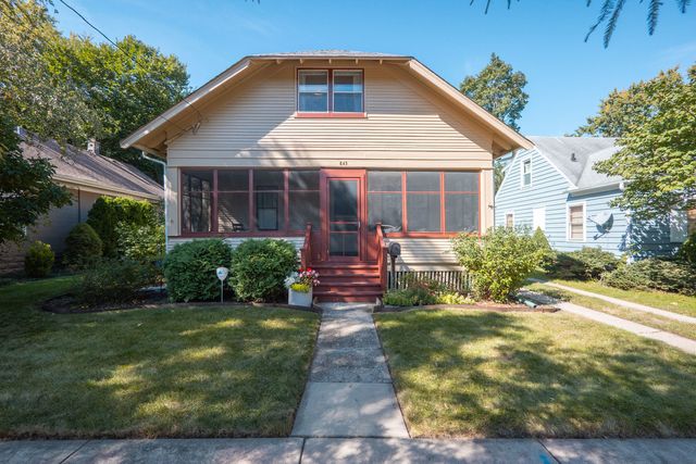 843 Pearl Street, Aurora, IL 60505