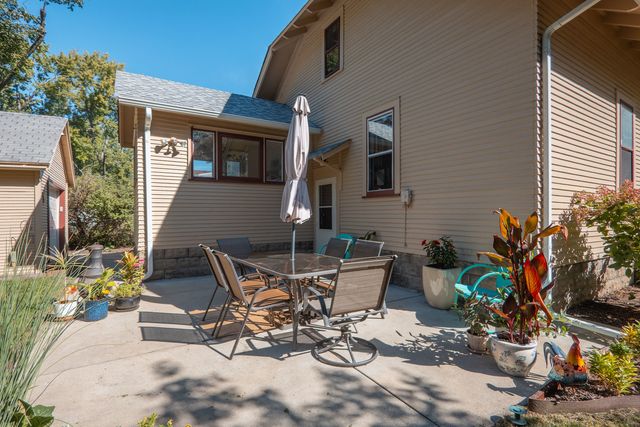843 Pearl Street, Aurora, IL 60505