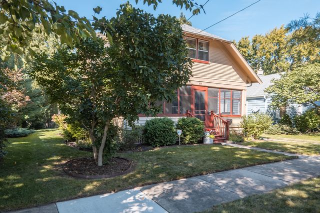 843 Pearl Street, Aurora, IL 60505