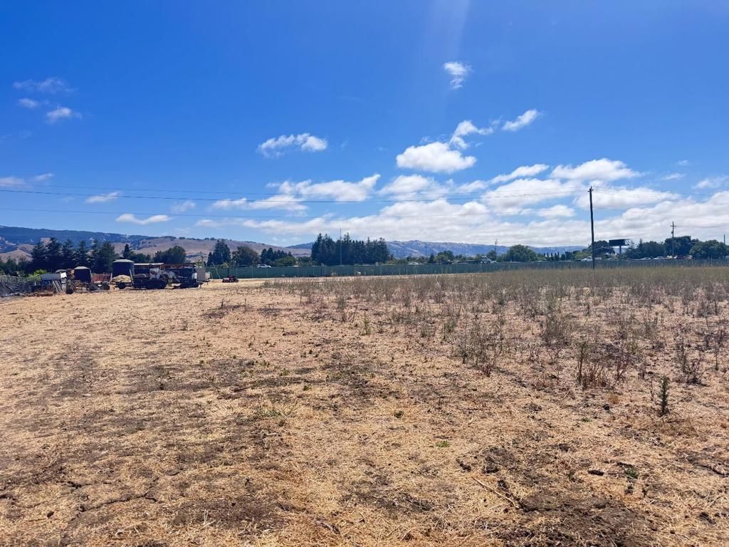 Image 2 of property listing at 0 6th Street, Gilroy, CA 95020