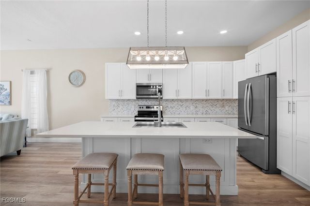 9049 spring mountain WAY, Fort Myers, FL 33908