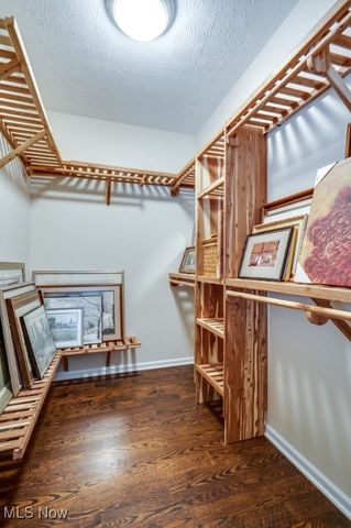 2286 Bent Branch Court, Akron, OH 44333