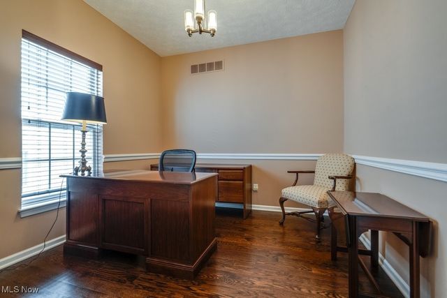 2286 Bent Branch Court, Akron, OH 44333