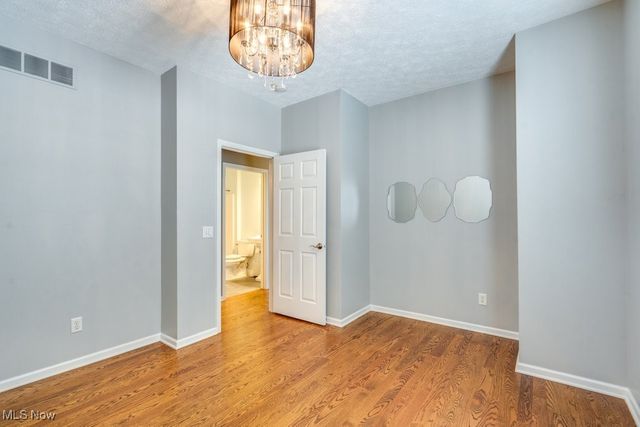 2286 Bent Branch Court, Akron, OH 44333