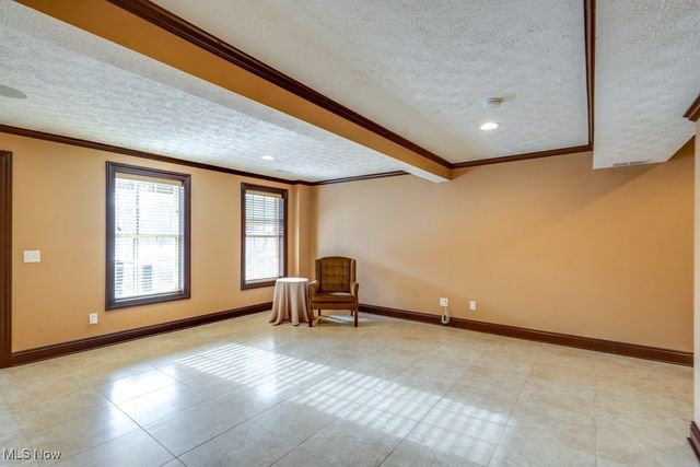 2286 Bent Branch Court, Akron, OH 44333