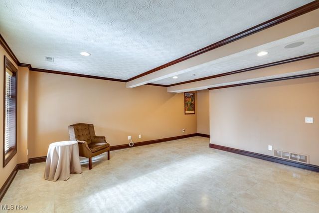 2286 Bent Branch Court, Akron, OH 44333