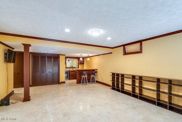 2286 Bent Branch Court, Akron, OH 44333