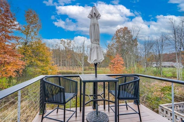 2286 Bent Branch Court, Akron, OH 44333