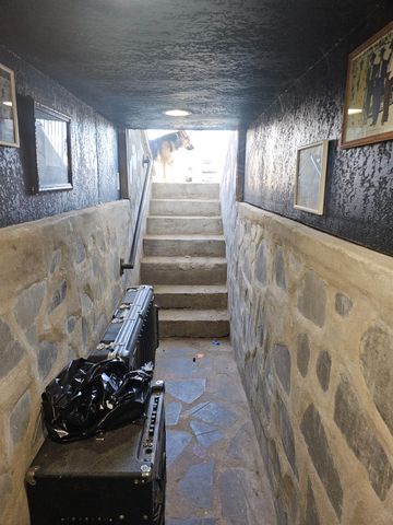 450 C Street, Fresno, CA 93706