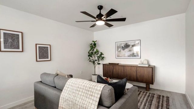 3114 N 68th Street 3, Scottsdale, AZ 85251