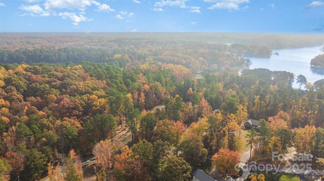 233 Greenbay Road, Mooresville, NC 28117