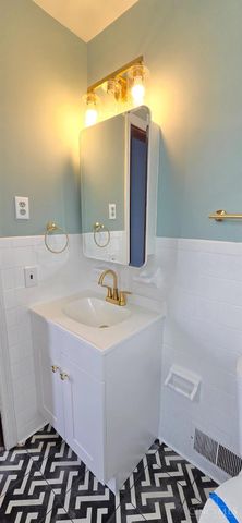 304 W Main Street, Blanchester, OH 45107
