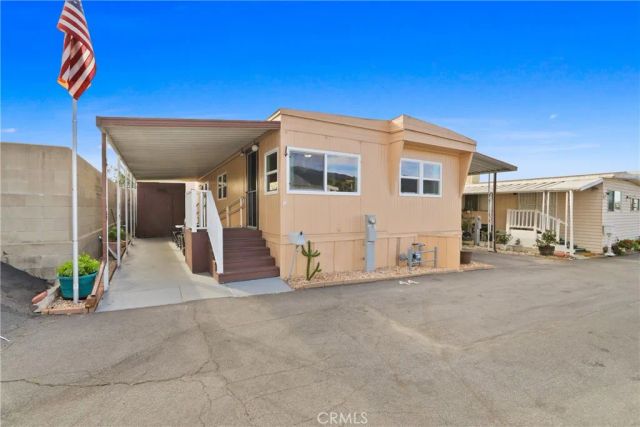 1030 Bradbourne 44, Duarte, CA 91010