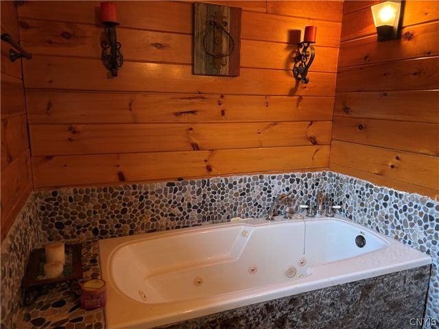 3858 Foster Corners Road, Verona, NY 13478