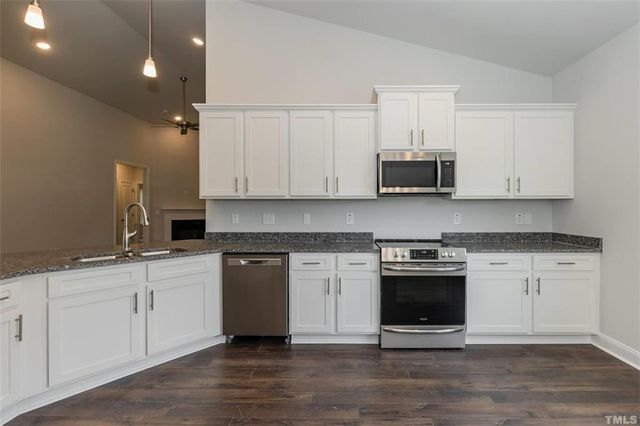 211 Laney Drive, Carrollton, GA 30117