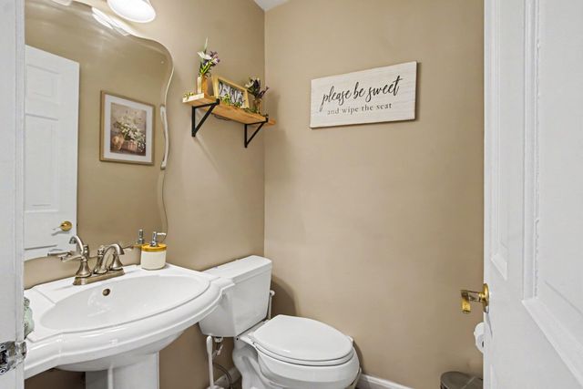 1070 Tudor Lane, Florence, KY 41042