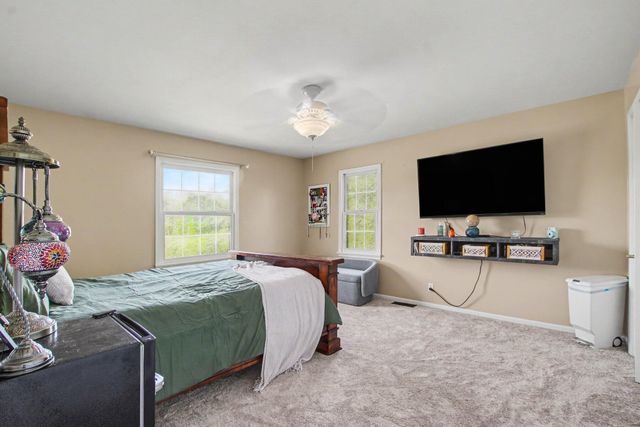 1070 Tudor Lane, Florence, KY 41042