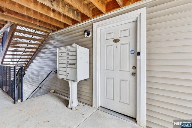 428 Grand Avenue 2C, Palisades Park, NJ 07650