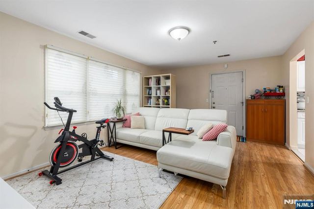 428 Grand Avenue 2C, Palisades Park, NJ 07650