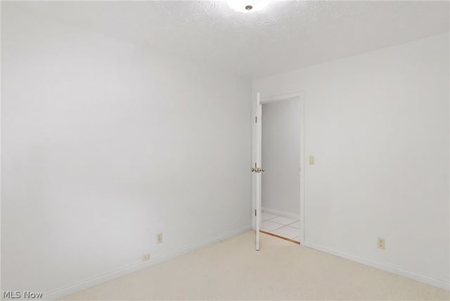 7003 White Oak Drive, Hubbard, OH 44425