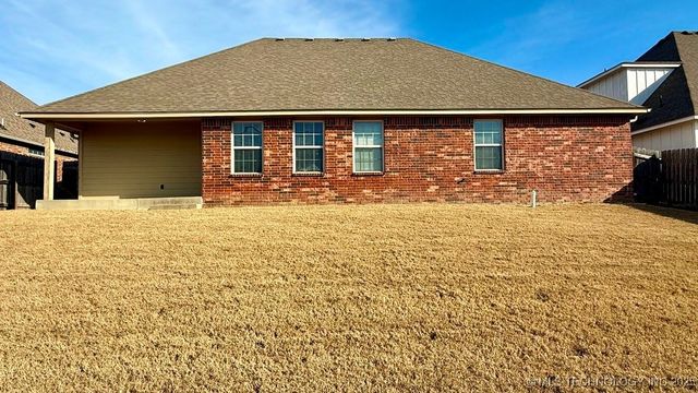 14408 S Toledo Avenue, Bixby, OK 74008