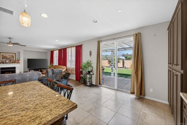 35277 Goldthread Lane, Murrieta, CA 92563