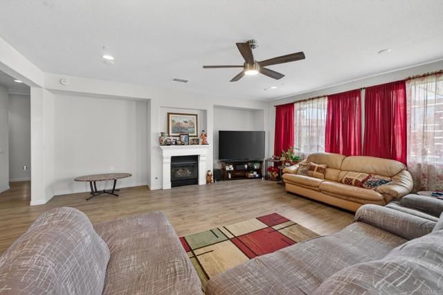 35277 Goldthread Lane, Murrieta, CA 92563