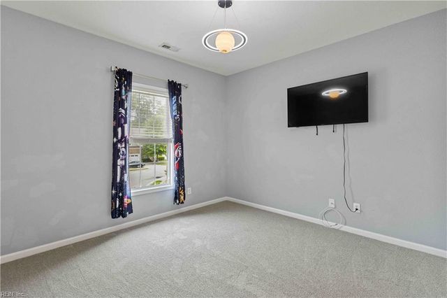 419 Quaker Ridge CT, Suffolk, VA 23435