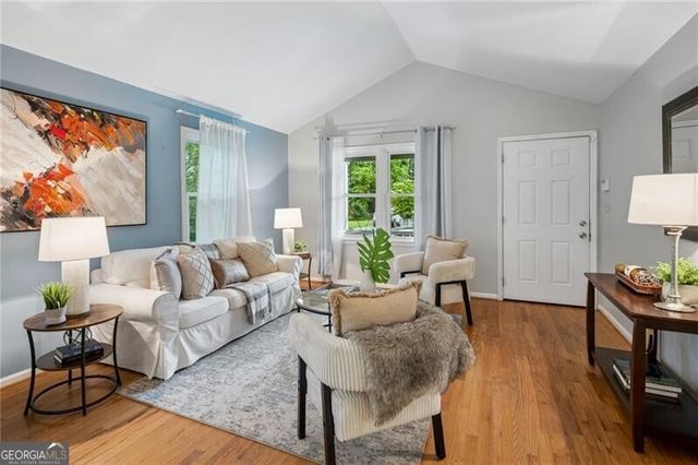 2580 Forrest Avenue NW, Atlanta, GA 30318