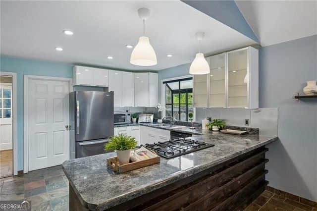 2580 Forrest Avenue NW, Atlanta, GA 30318
