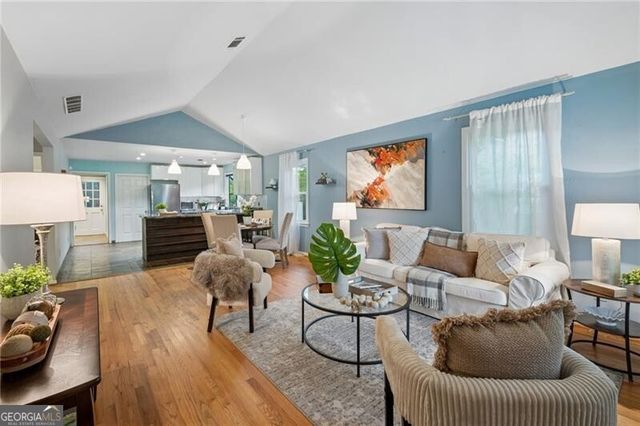 2580 Forrest Avenue NW, Atlanta, GA 30318