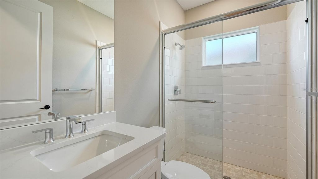 Image 36 of property listing at 8201 SCARLETBUSH DRIVE, Sarasota, FL 34240