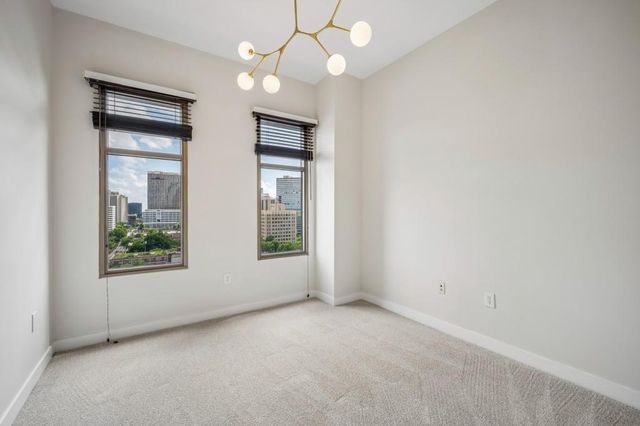 565 Peachtree Street NE 1610, Atlanta, GA 30308