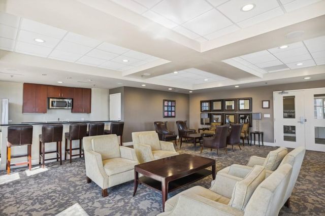 565 Peachtree Street NE 1610, Atlanta, GA 30308