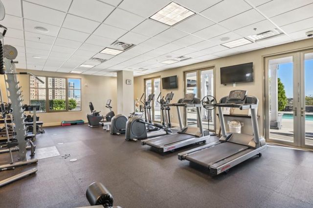565 Peachtree Street NE 1610, Atlanta, GA 30308