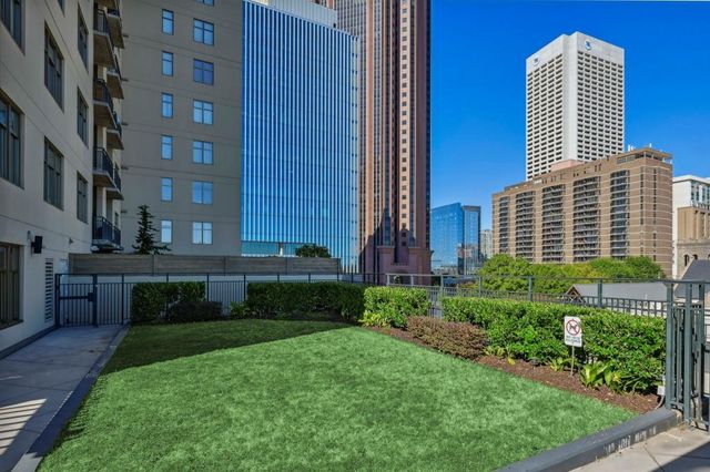 565 Peachtree Street NE 1610, Atlanta, GA 30308