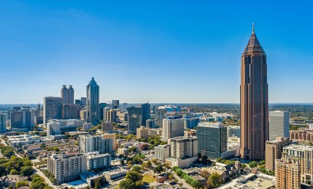 565 Peachtree Street NE 1610, Atlanta, GA 30308