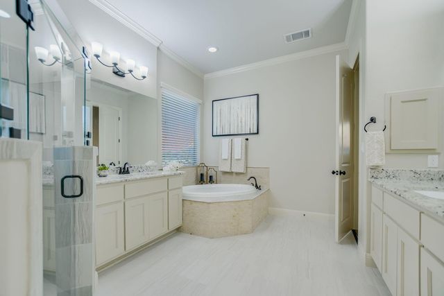 1600 Whiskey CT, Leander, TX 78641
