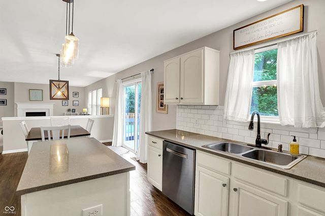 12004 Gatwick View Drive, Fishers, IN 46037