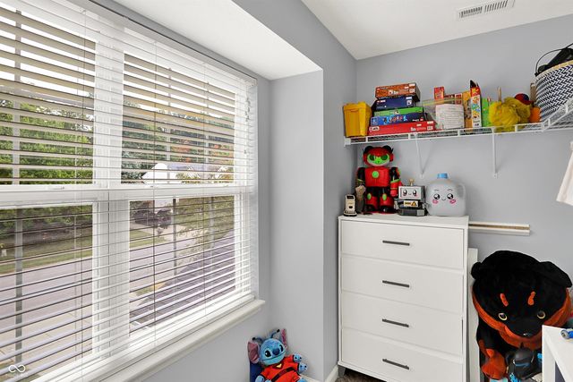 12004 Gatwick View Drive, Fishers, IN 46037