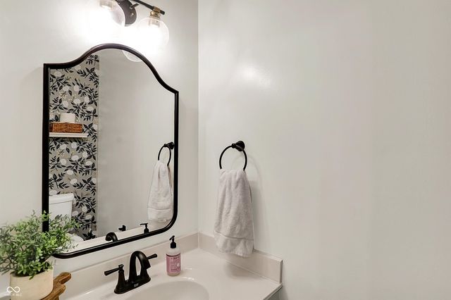 12004 Gatwick View Drive, Fishers, IN 46037