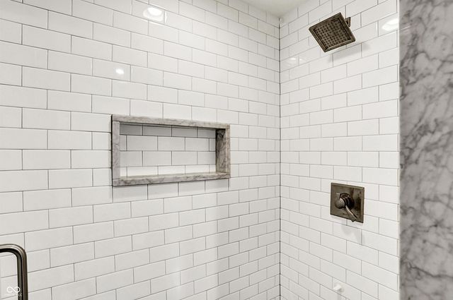 12004 Gatwick View Drive, Fishers, IN 46037