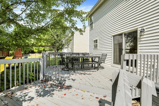 12004 Gatwick View Drive, Fishers, IN 46037